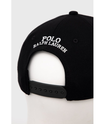 710833790001
  Polo Ralph Lauren
  Noir
  Casquette
  Tissu principal: 59% Polyester, 41% Coton
. Coupe : Regular .. Coupe :