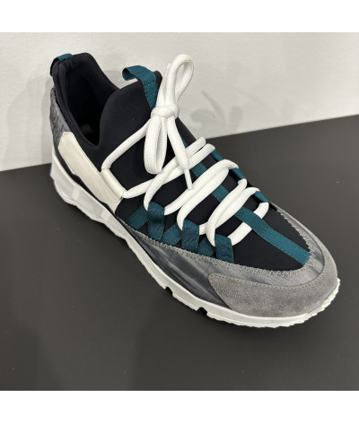 LX01X PLANET TREK GRIS
  Pierre Hardy
  Noir
  Sneakers
  100% PA
. Coupe : Regular .<span class="Apple-tab-span" style="white-s