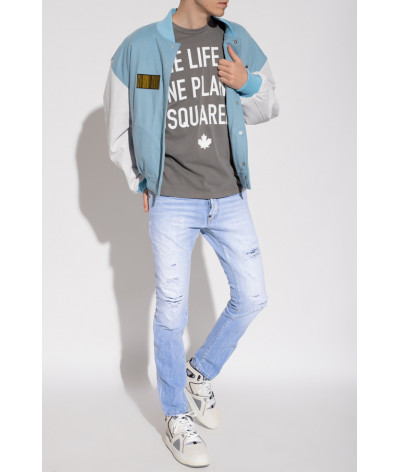 S71LB1038 470
  Dsquared
  Bleu
  Jeans , Cool Guy
 Tissu principal: 100% Cotton
. Coupe : Regular .. Coupe :