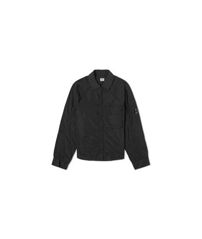 15CMOS041A 005904G 999
  C.P. Company 
  Noir
  Veste Crhome
 Tissu principal: 100% Polyamide
. Coupe : Regular .. Coupe :