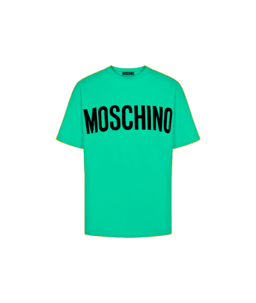 ZZA0701 0241 1396
  Moschino
   Vert
  T-Shirt
 Tissu principal: 100% Cotton
. Coupe : Regular .. Coupe :