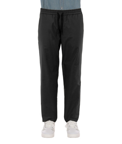 ZZA0321 0232 1555
  Moschino
   Noir
  Pantalon
 Tissu principal: 65%CO, 35%PA
. Coupe : Regular .. Coupe :