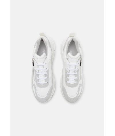 IU1632 COMB CLEAR
  Iceberg
  Blanc
  Sneakers
 Tissu principal: 100% cuir
. Coupe : Regular .. Coupe :