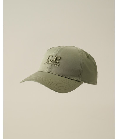 16CMAC147A-005904A 627
  C.P. Company
  Beige
  Casquette
  Tissu principal: 100% Cotton
. Coupe : Regular .                . Co