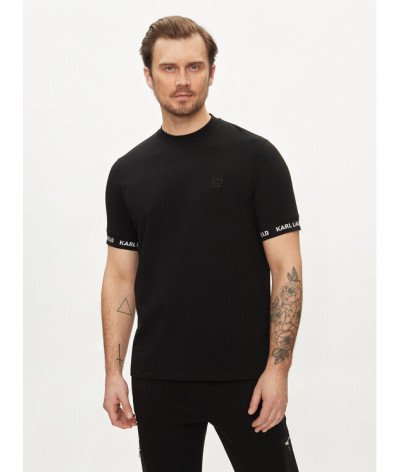 755023-542221-990
  Karl Lagerfeld
  Noir
  T-Shirts
  Tissu principal: 95% Coton, 5% Elastanne
. Coupe : Regular .             