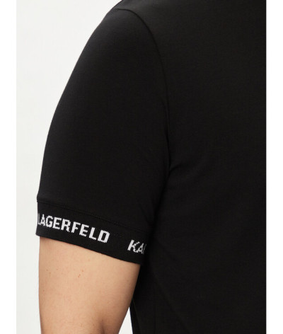 755023-542221-990
  Karl Lagerfeld
  Noir
  T-Shirts
  Tissu principal: 95% Coton, 5% Elastanne
. Coupe : Regular .             