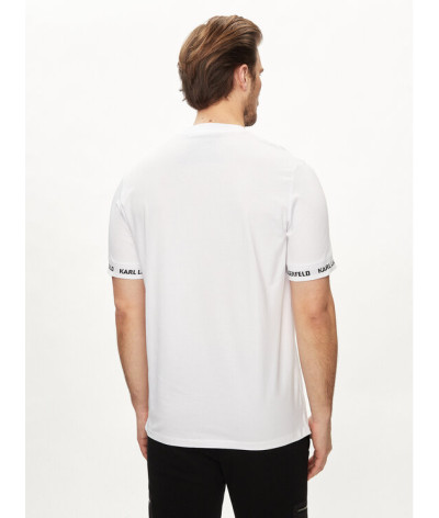 755023-542221-10
  Karl Lagerfeld
  Blanc
  T-Shirts
 Tissu principal: 95% Coton, 5% Elastanne
. Coupe : Regular .              