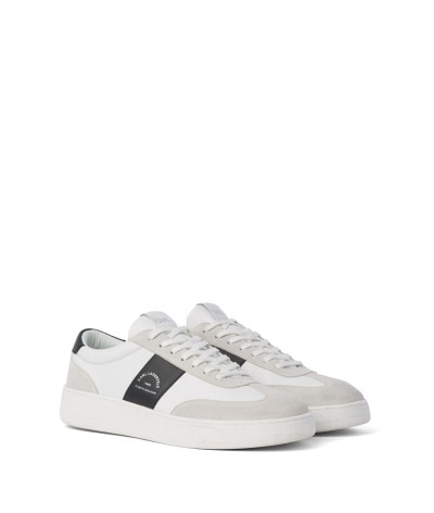 855017-541470-19
  Karl Lagerfeld
  Blanc
  Sneakers
  Tissu principal: 100% Cuir
. Coupe : Regular .                . Coupe :