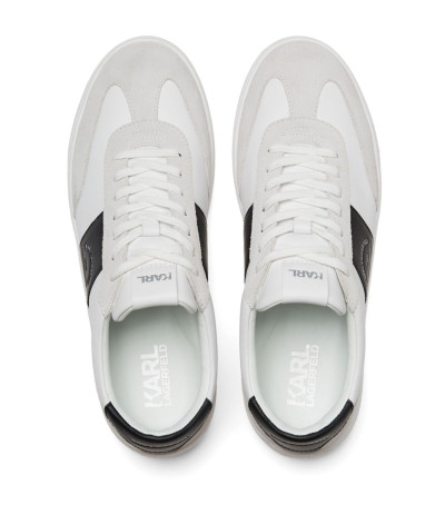 855017-541470-19
  Karl Lagerfeld
  Blanc
  Sneakers
  Tissu principal: 100% Cuir
. Coupe : Regular .                . Coupe :