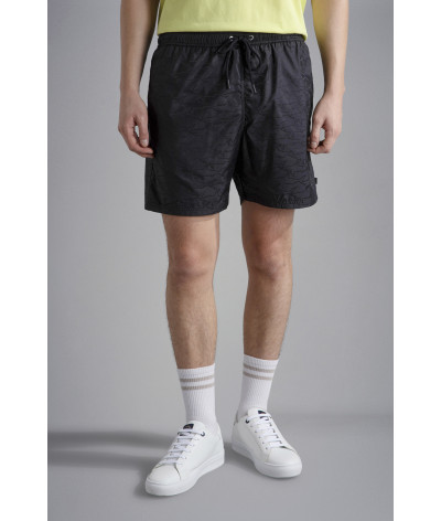 24415041-011
  Paul &amp; Shark
  Noir
  Short
  Tissu principal: 100 % Polyester
. Coupe : Regular .                . Coupe :