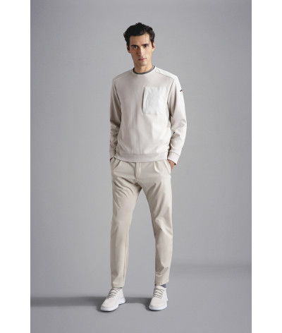 24411836-029
  Paul &amp; Shark
  Beige
  Sweat
  Tissu principal: 57 % nylon, 43 % coton
. Coupe : Regular .                . C