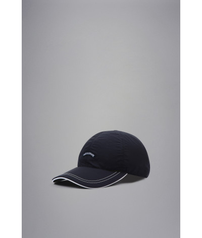 24417100-013
  Paul &amp; Shark
  Marine
  Casquette
  Tissu principal: 100 % Cotton
. Coupe : Regular .                . Coupe 