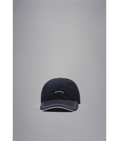 24417100-013
  Paul &amp; Shark
  Marine
  Casquette
  Tissu principal: 100 % Cotton
. Coupe : Regular .                . Coupe 