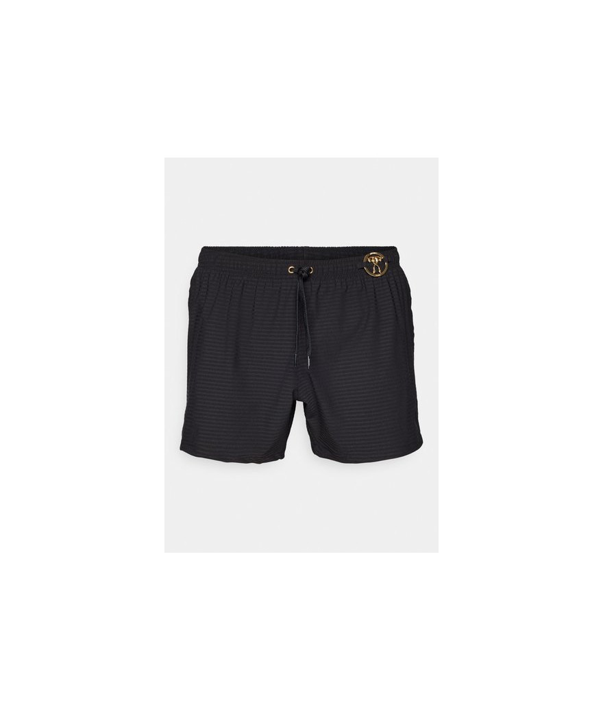 VA4247-9306-0555
  Moschino
  Noir
  Short de Bain
   Tissu principal: 89% polyester, 11% élasthanne
. Coupe : Regular .        