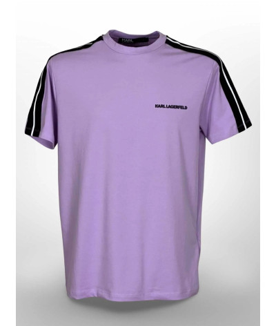 755403-533221-230
  Karl Lagerfeld
  Violet
  T-Shirt
  Tissu principal: 95% Cotton, 5% Elastanne
. Coupe : Regular .           