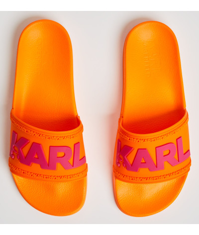 855018-532490-170
  Karl Lagerfeld
  Orange
  Claquettes
  Tissu principal: 100% TPU
. Coupe : Regular .                . Coupe 