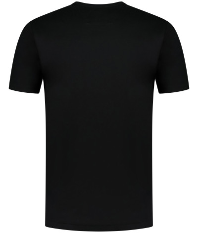 17CMTS100A-006203W-999
  C.P. Company
   Noir
  T-Shirts
 Tissu principal: 100% Cotton
. Coupe : regular                . Coupe 