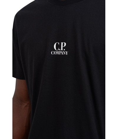 17CMTS167A-005100W-999
  C.P. Company
   Noir
  T-Shirts
 Tissu principal: 100% Cotton
. Coupe : regular                . Coupe 