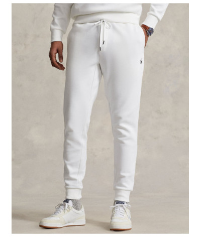 710881518008
    Ralph Lauren
  Blanc
  Jogging
   Tissu principal: 66 % Coton, 34 % Polyester
. Coupe : Regular .. Coupe :