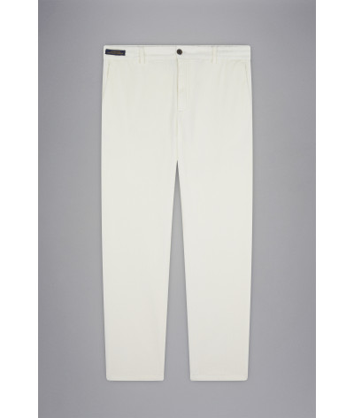 14314020-030
  Paul &amp; Shark
   Beige
  Pantalon
  74 % coton, 24 % modal, 2 % élasthanne - Doublure des poches : 65 % polyes