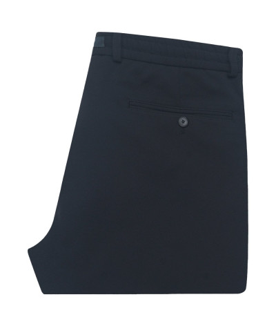 255056-544035-690
  Karl Lagerfeld
   Marine
  Pantalon
  Tissu principal: 87% Polyester, 13% élasthanne
. Coupe : regular      