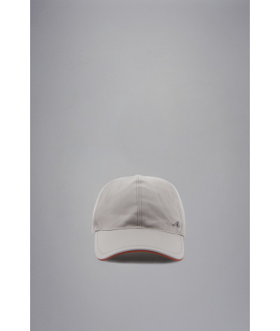 14317108-128
  Paul &amp; Shark
   Beige
  Casquette
  100% Polyester - Doublure : 100% Polyester - Rembourrage : 100% Polyester