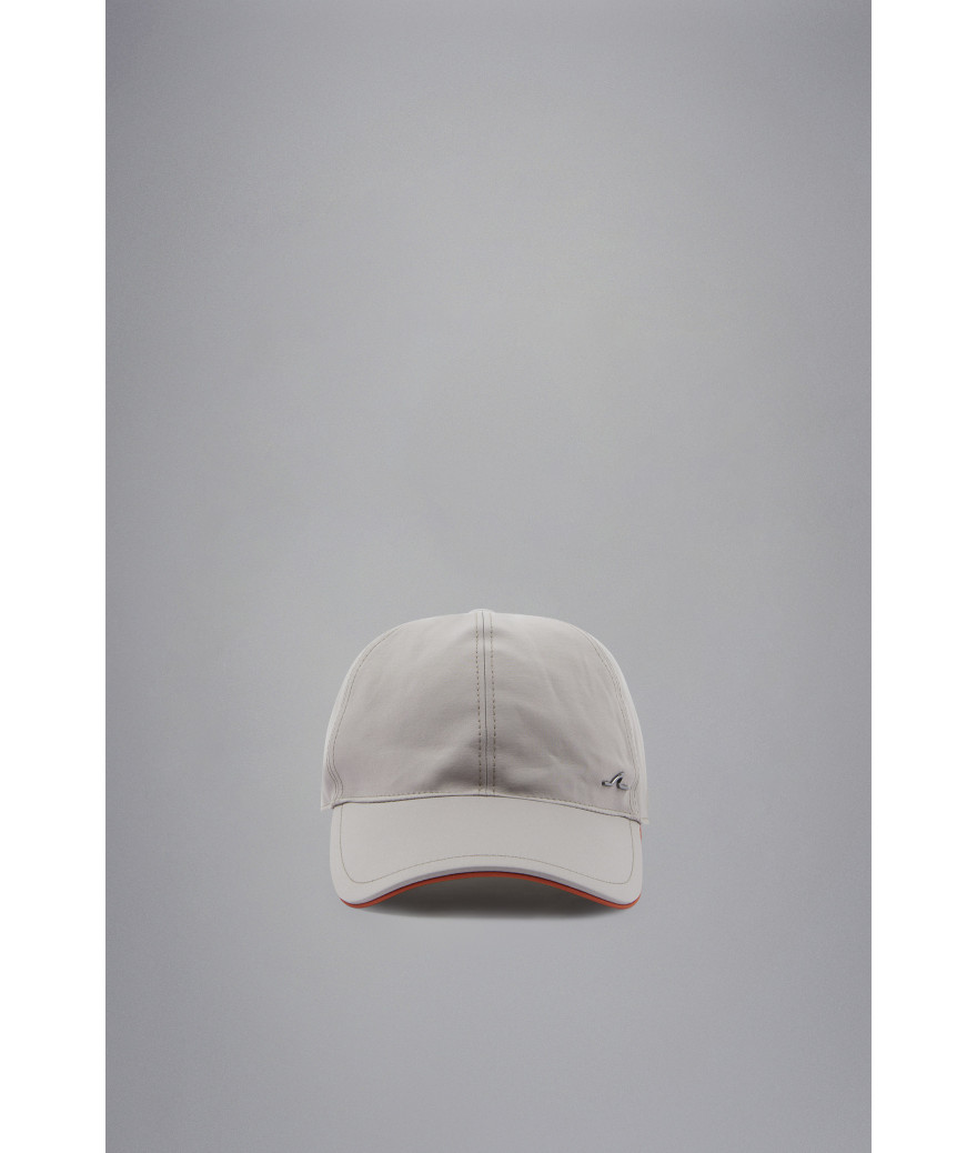 14317108-128
  Paul &amp; Shark
   Beige
  Casquette
  100% Polyester - Doublure : 100% Polyester - Rembourrage : 100% Polyester