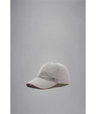 14317108-128
  Paul &amp; Shark
   Beige
  Casquette
  100% Polyester - Doublure : 100% Polyester - Rembourrage : 100% Polyester