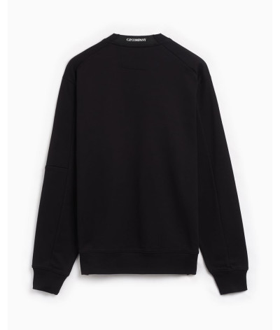 17CMSS023A-005086W-999
  C.P. Company
   Noir
  Sweat Crewneck
  Tissu principal : 100 % Cotton
. Coupe : regular
- Cet article 