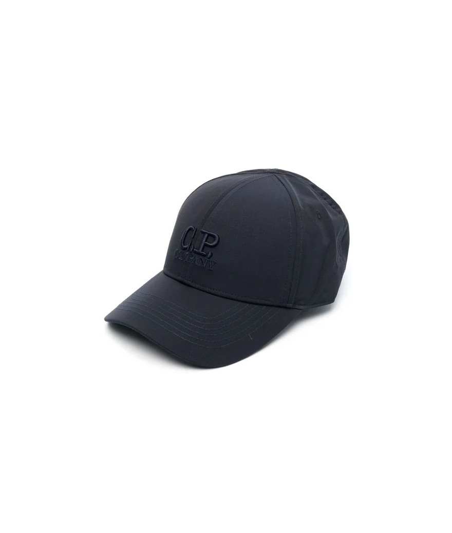 17CMAC147A-005904A-888
  C.P. Company
   Marine
  Casquette réglable  
  Partie interne tissu principal : 100 % Polyester - Part