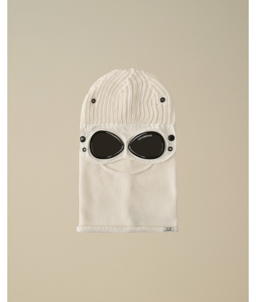 17CMAC301A-005509A-103
  C.P. Company
   Blanc
  Cagoule Goggle
  Tissu principal : 100 % Laine - Tissu secondaire : 100 % Polya