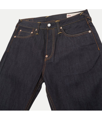 2EAHTM4JE1049-INDIGO JEANS
  Evisu
   Jeans Indigo
  Jeans
  Tissu principal: 100% Cotton
. Coupe : regular
- Cet article taille