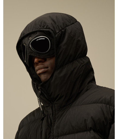 17CMOW079A-005904G-999
  C.P. Company
   Noir
  Veste Goggle en duvet
  - Tissu principal: 100% Polyamide - Doublure principale: