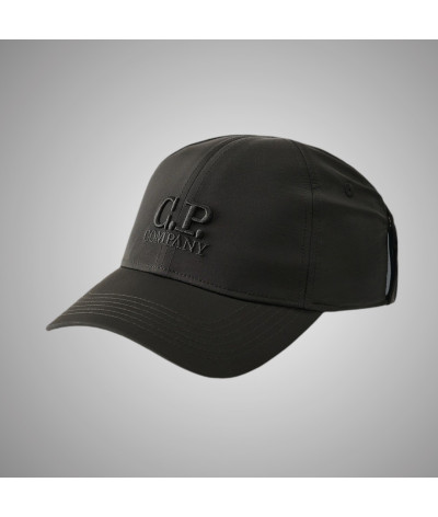 17CMAC146A-005904A-999
  C.P. Company
   Noir
  Casquette Goggle 
  tissu principal : 100 % Polyester