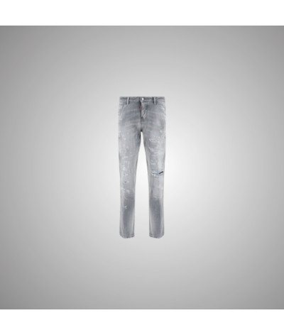 S741LB1053 852
   Dsquared2
  Gris
  Jeans
 Tissu principal: 97% Cotton 3% Elastanne
. Coupe : CoolGuyJeans